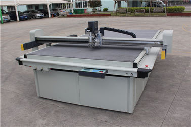 Mesin Pembuat Karpet Mainan Mewah / Mesin Pemotong Sampel Untuk Seal Gasket
