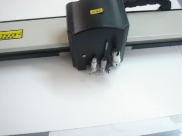 Step Motor Cloth Sample Cutting Machine Kompatibel Dengan CAD Cutter Cutter Plotter